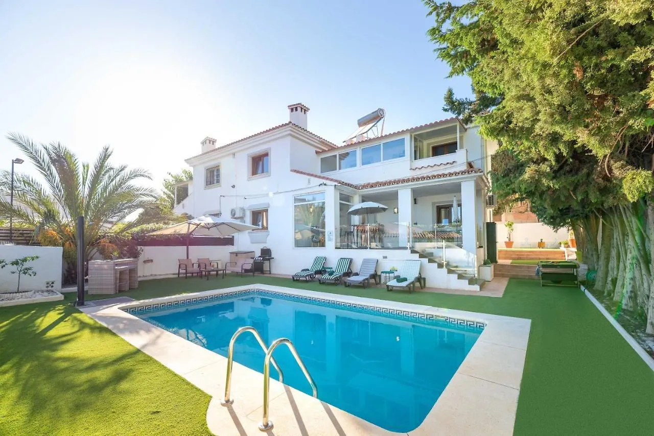 Vb Guadalmedina 4Bdr Coast-Centre Villa Benalmadena 0*,
